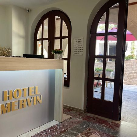 Mervin Hotel Krujë エクステリア 写真