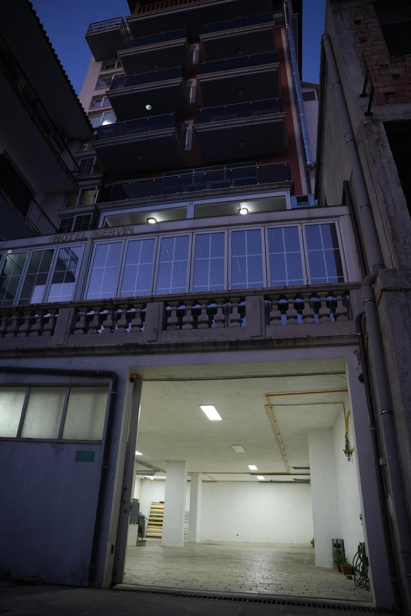Mervin Hotel Krujë エクステリア 写真