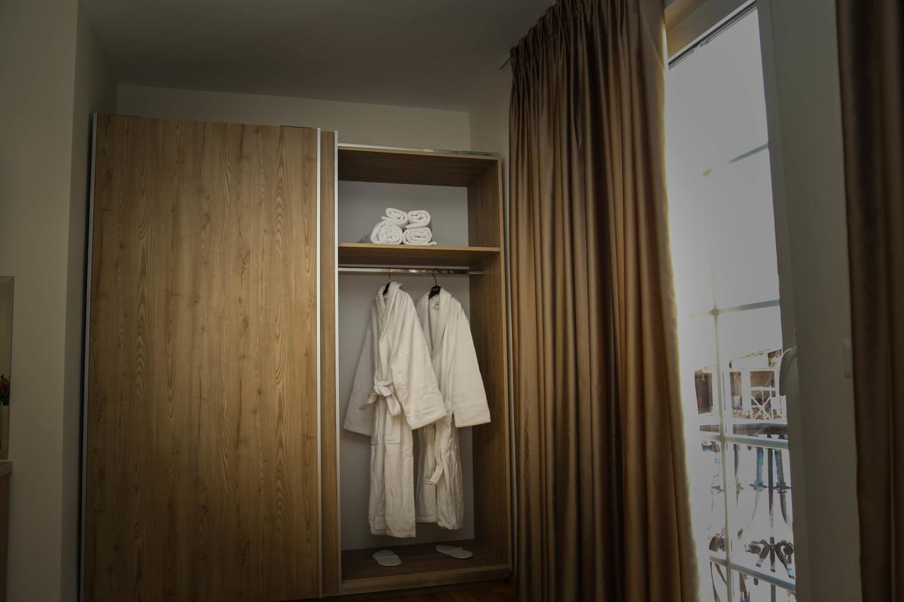 Mervin Hotel Krujë エクステリア 写真
