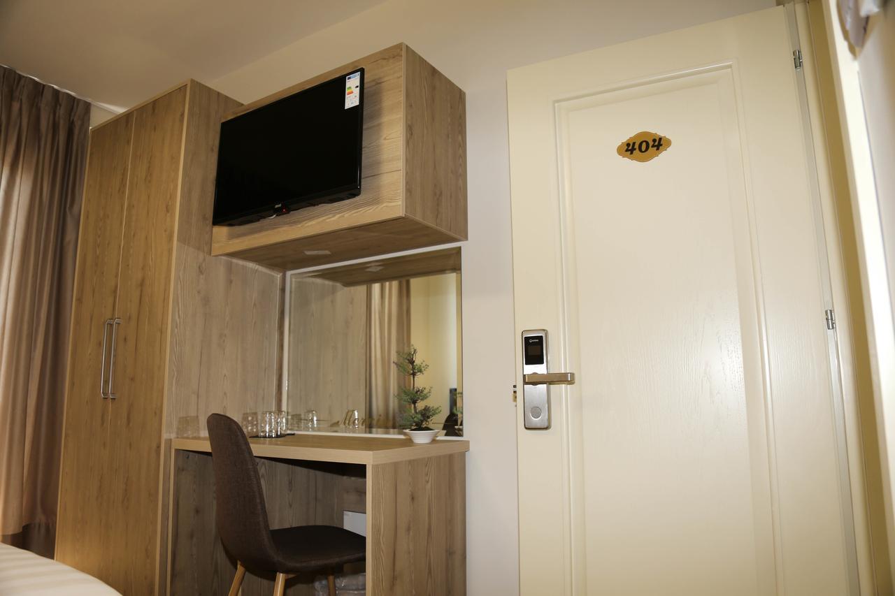 Mervin Hotel Krujë エクステリア 写真